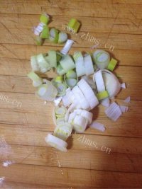 美味营养的酱茄子做法图解2)
