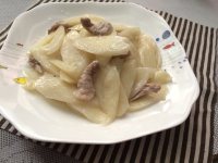 家常菜肉片炒茭白