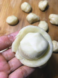 美味的鲜肉月饼做法图解12)