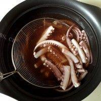 诱人香辣鱿鱼丝做法图解2)