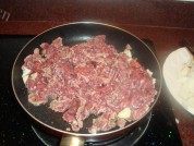 自制牛肉炒果条做法图解3)