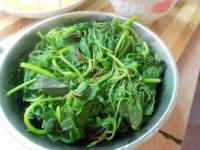家常菜凉拌红苋菜做法图解7)