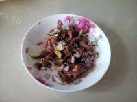 美味的芸豆炒肉做法图解2)