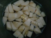色香味浓的苹果小米粥做法图解7)