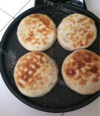 美味的猪肉芹菜馅饼