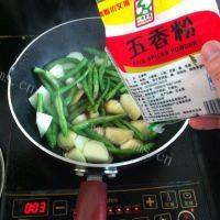 家常菜土豆炖豆角做法图解4)