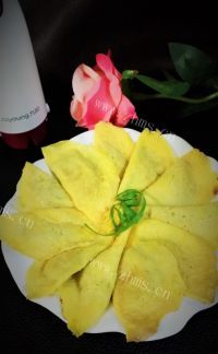 可口的宝宝蛋饺做法图解6)