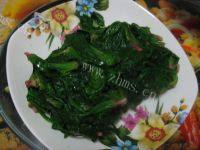 自制蛋酱菠菜做法图解3)