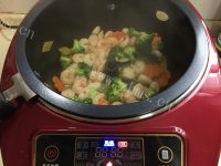 五彩虾仁做法图解12)