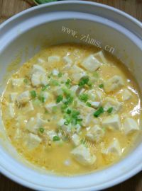 美味的蟹黄豆腐