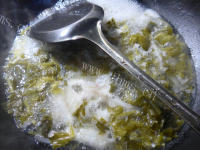 美味雪菜虾潺汤做法图解5)
