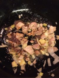好吃的豆角炖土豆做法图解4)