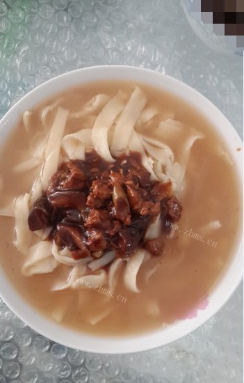 滋补的炸酱面