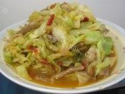 家常菜剁椒圆白菜