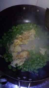 家常菜蚕豆米炒鸡蛋