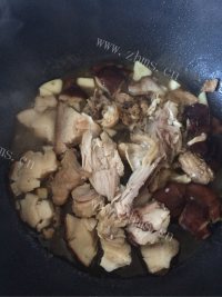 快手照烧香菇鸡腿做法图解3)