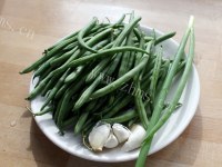 家庭版干煸四季豆做法图解1)