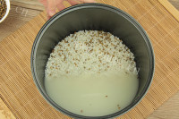 美味的苦荞蒸米饭的做法图解三