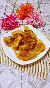 诱人的煎饺子