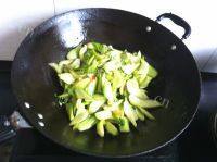 家常菜辣炒油菜做法图解6)