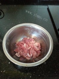 美味的瘦肉炒面做法图解3)