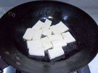 白菜炖豆腐（家庭版）做法图解4)