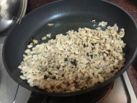 好吃的龙葵菜脯粥做法图解8)