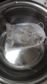 色香味俱全的酸梅汤做法图解3)