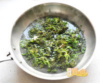 美味的荠菜馄饨做法图解1)