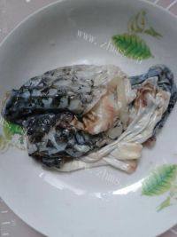 美味的凉拌鱼皮做法图解1)