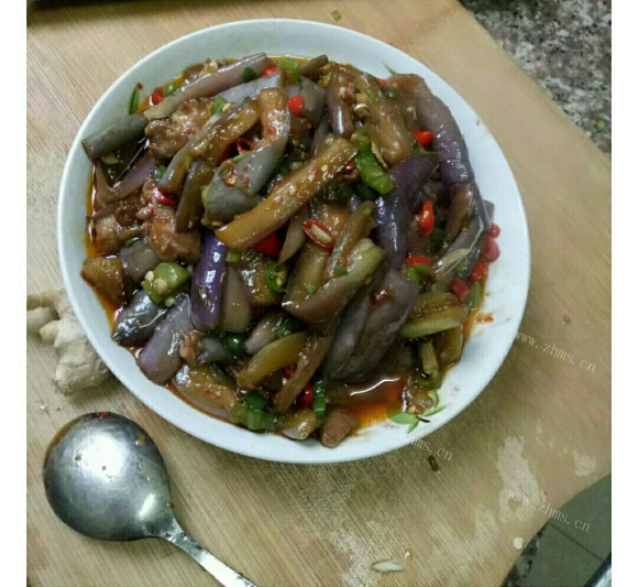回味无穷的酱香茄子