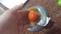自制蛋黄莲蓉月饼做法图解8)