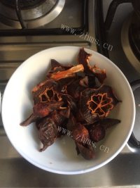 美味的酸鱼做法图解5)