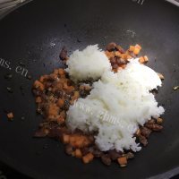 质嫩爽口的芝士焗饭做法图解7)