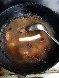 色味俱佳的红烧排骨做法图解8)