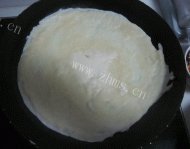 鸡蛋豆沙卷做法图解6)