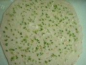 椒盐葱油饼做法图解3)