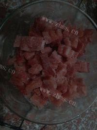 美味早餐皮蛋瘦肉粥做法图解4)