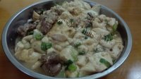 美味的排骨焖豆腐做法图解7)