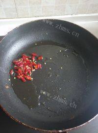 家常菜香辣酸菜肉片做法图解9)
