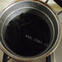 鲜美嫩滑的海带千张炖五花做法图解1)