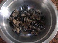 家常蒜香木耳做法图解1)