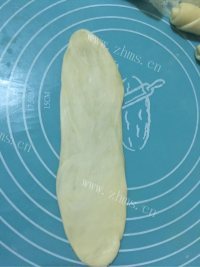 自制酥皮五仁月饼做法图解7)