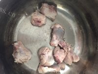 滋补羊肉汤做法图解1)