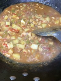 爱吃土豆鸡丁盖饭做法图解10)
