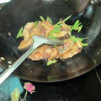 家常菜干烧鱼做法图解9)