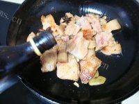 竹笋烧肉做法图解7)