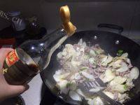 美味的茭白肉丝做法图解6)