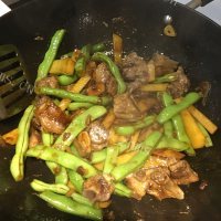 排骨豆角焖面做法图解5)