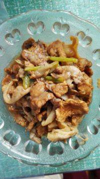 家常菜蘑菇炒肉